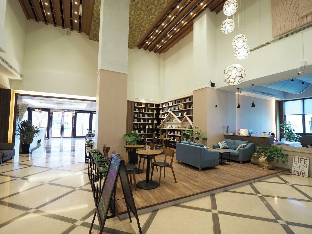 Kailan Hotel Toucheng Eksteriør billede