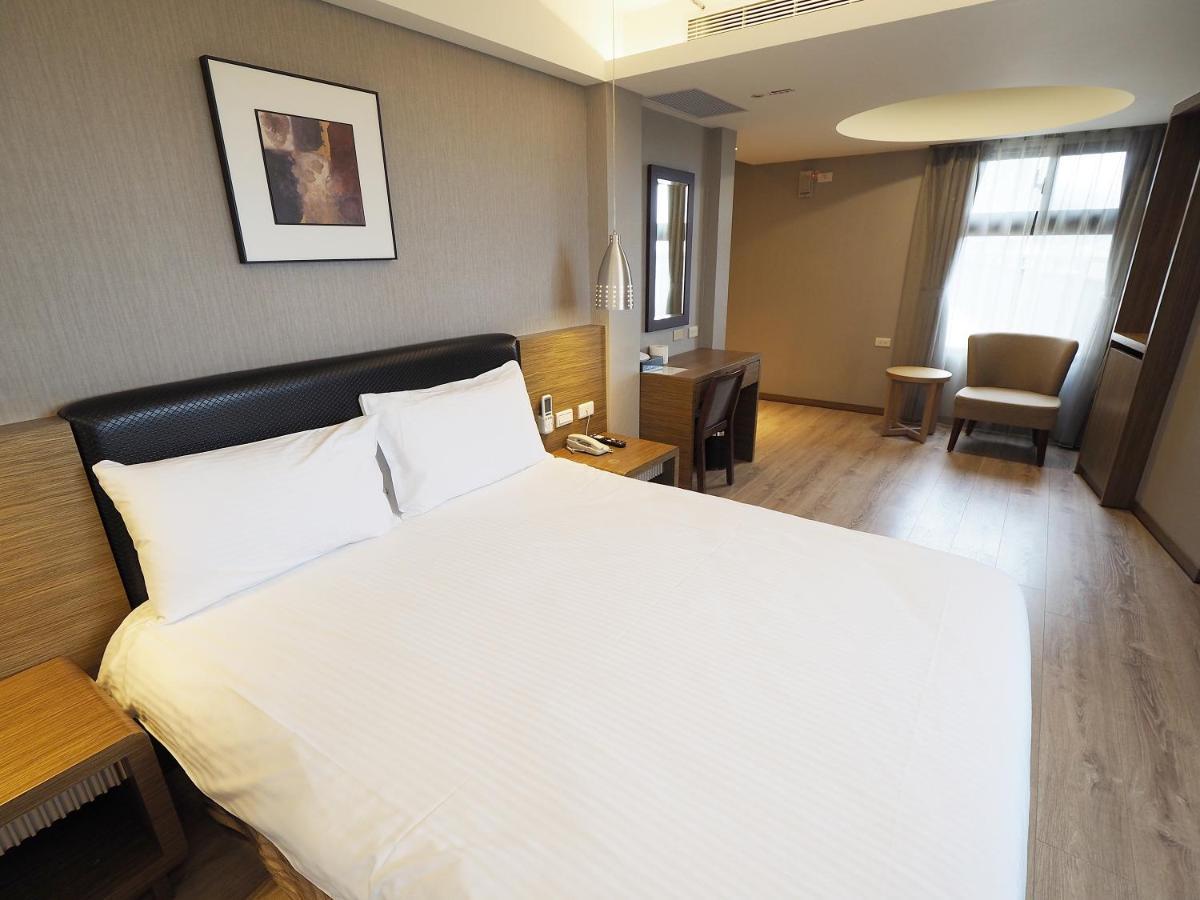 Kailan Hotel Toucheng Eksteriør billede